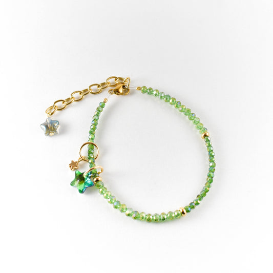 Iridescent Green Star Beaded Bracelet